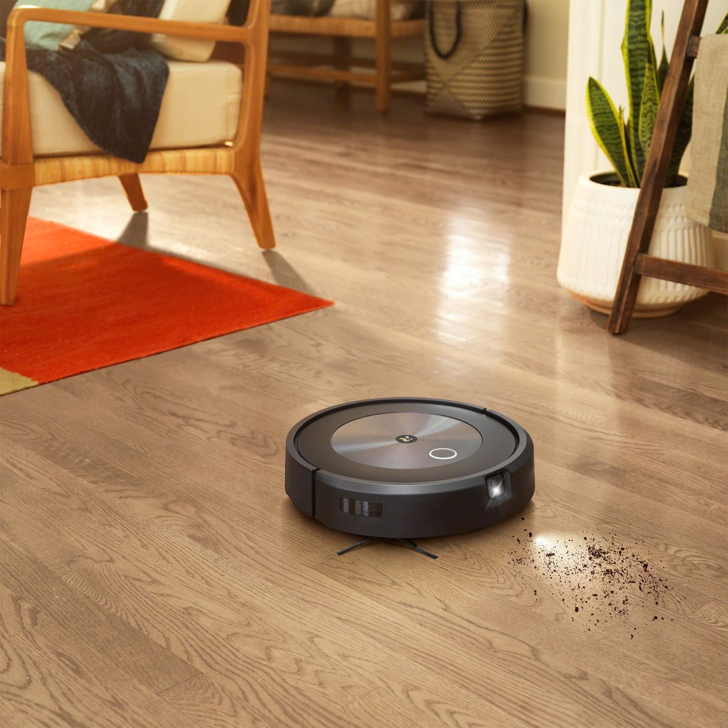Roomba Combo® j5+ robots putekļu sūcējs ar grīdas mazgāšanas funkciju