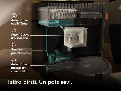 Roomba Combo® 10 Max robots + AutoWash™ stacijas